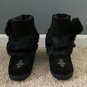 Never Worn Manitoba Mukluk Boots PRICE DROP
